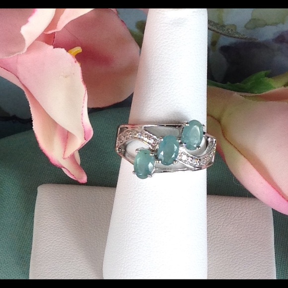 Genuine Rare Green Grandidierite & Zircon Ring - Picture 5 of 8